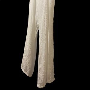 Krazy Kat white lacy  fully lined summer pants . NWOT. Never worn.